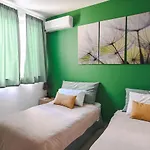 Διαμέρισμα Anici Crt Penthouse 4 - With Private Rooftop Pool Victoria