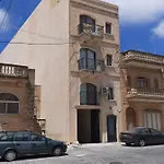 Διαμέρισμα Anici Crt Penthouse 4 - With Private Rooftop Pool *