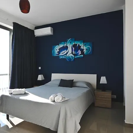 Anici Crt Penthouse 4 - With Private Rooftop Pool Апартаменты *
