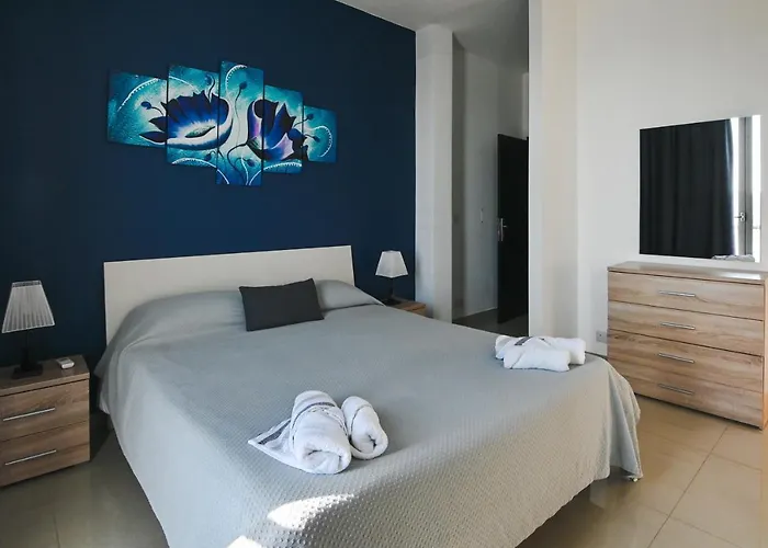 Anici Crt Penthouse 4 - With Private Rooftop Pool Victoria