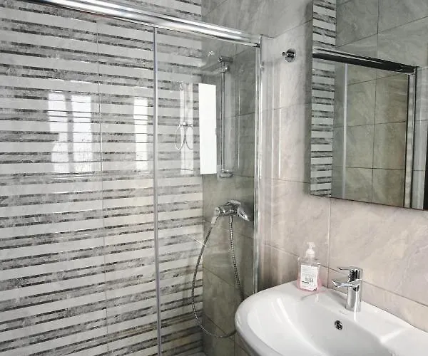 Apartment Anici Crt Penthouse 4 - With Private Rooftop Pool Victoria