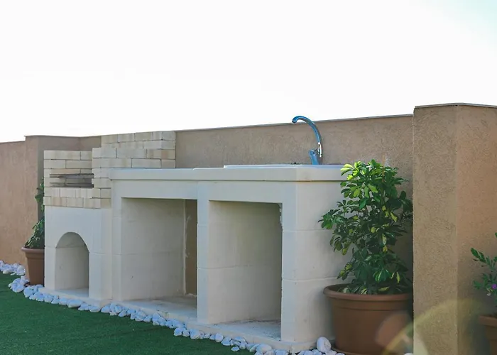 Anici Crt Penthouse 4 - With Private Rooftop Pool * Victoria