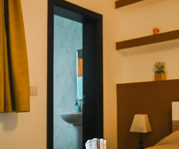 Anici Crt Penthouse 4 - With Private Rooftop Pool * Victoria