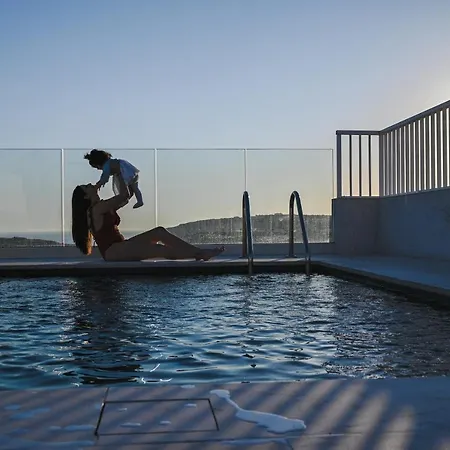 아파트 Anici Crt Penthouse 4 - With Private Rooftop Pool 빅토리아