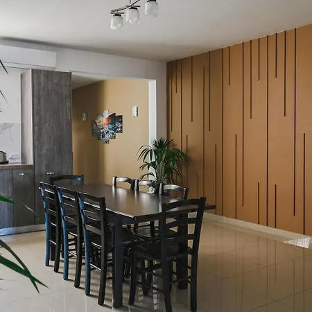 아파트 Anici Crt Penthouse 4 - With Private Rooftop Pool *